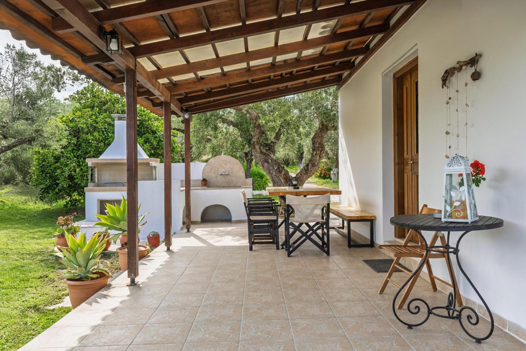Villa Lola - 3 Bedrooms & Private Pool Lithakia  外观 照片
