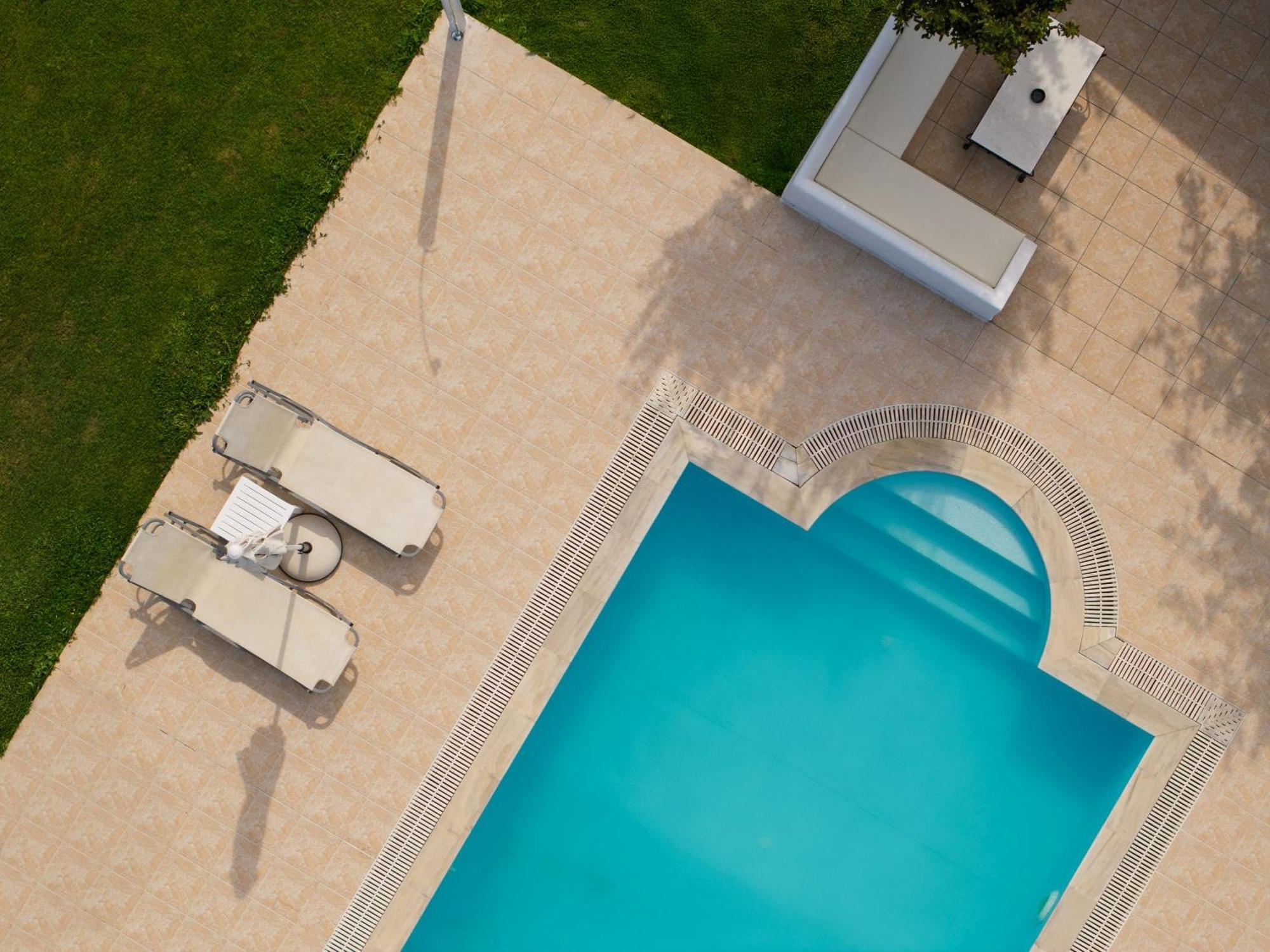 Villa Lola - 3 Bedrooms & Private Pool Lithakia  外观 照片