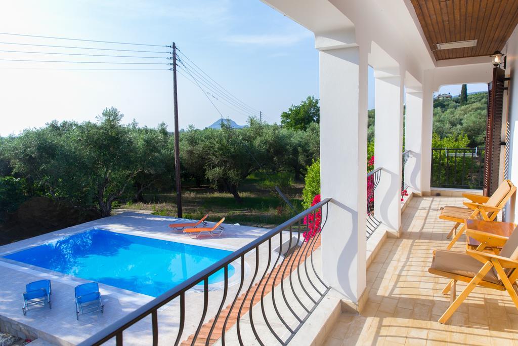 Villa Lola - 3 Bedrooms & Private Pool Lithakia  外观 照片